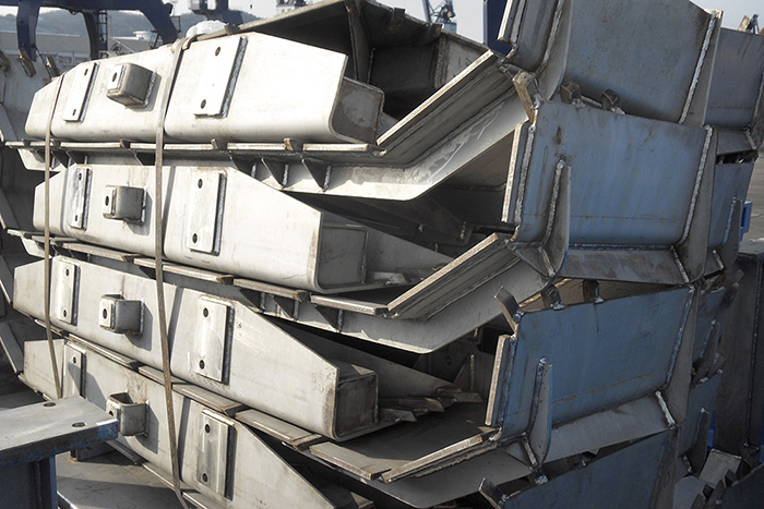 船揚(yáng)げ機(jī)